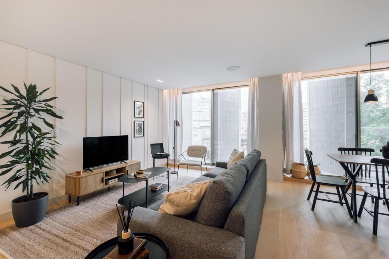 Apartamento Abano - 2 Bedroom And Pool In Avenidas Novas *